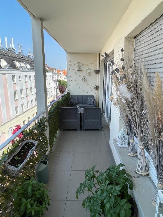 Guest Room "We Are With You In This Flat" Strasbourg Exterior photo