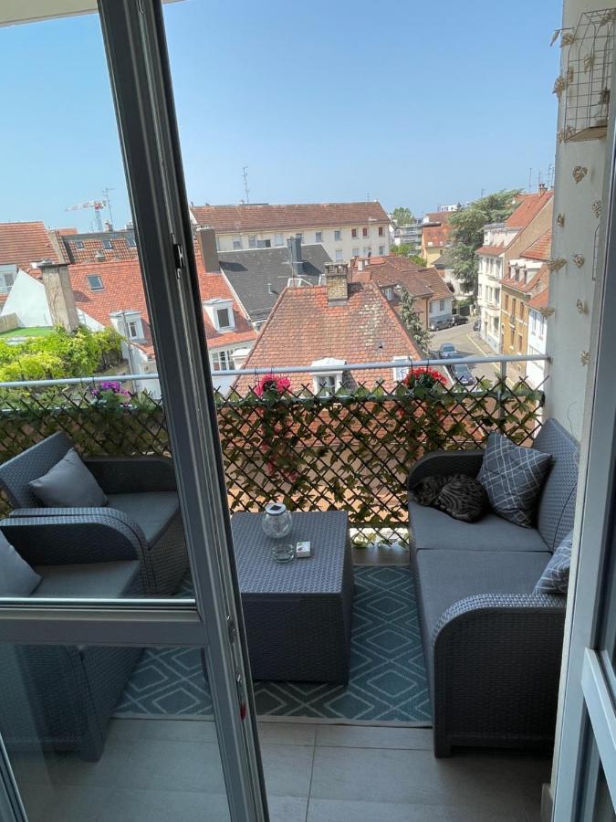 Guest Room "We Are With You In This Flat" Strasbourg Exterior photo